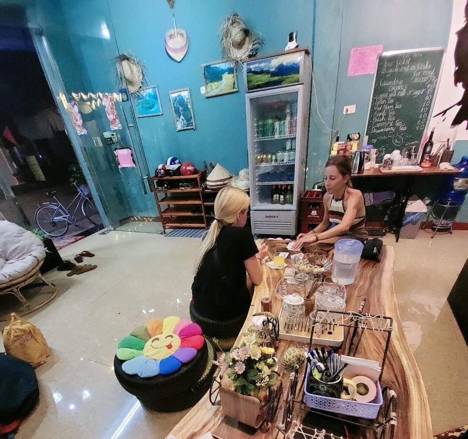 Golden Bell Backpacker Hostel 닌빈 외부 사진