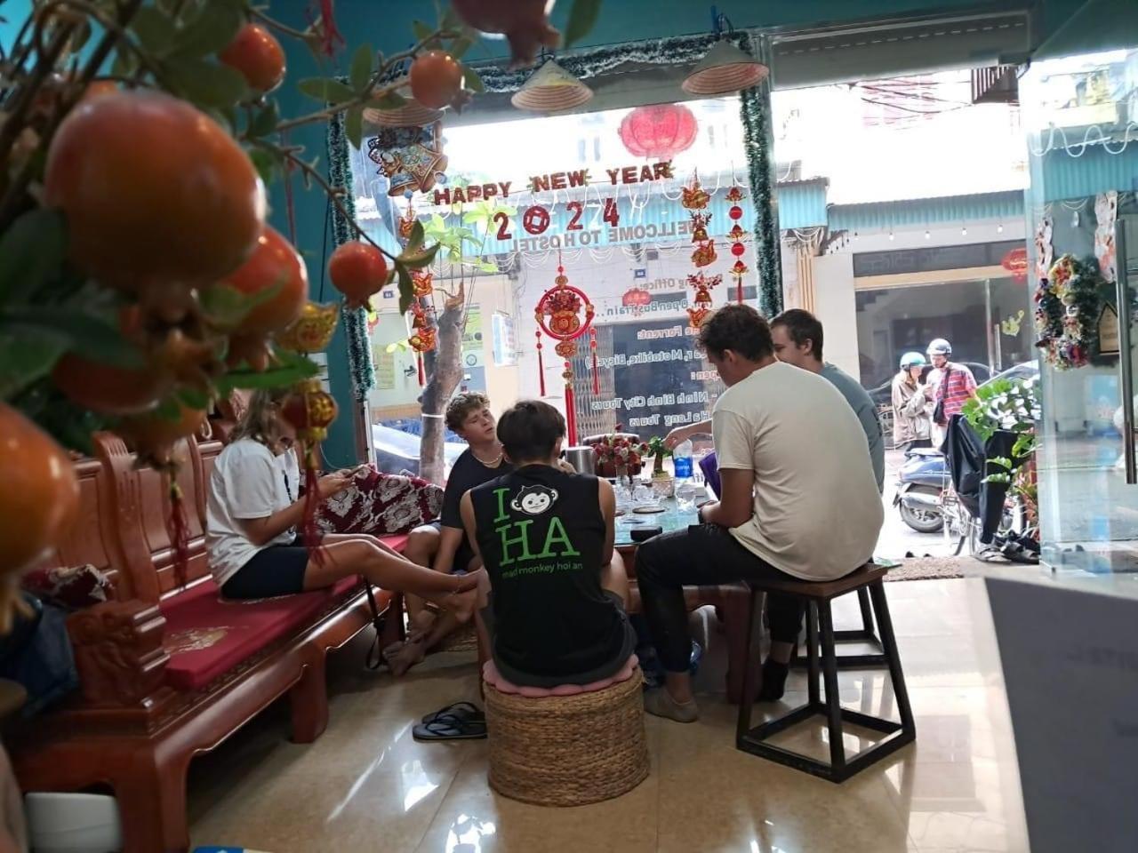 Golden Bell Backpacker Hostel 닌빈 외부 사진